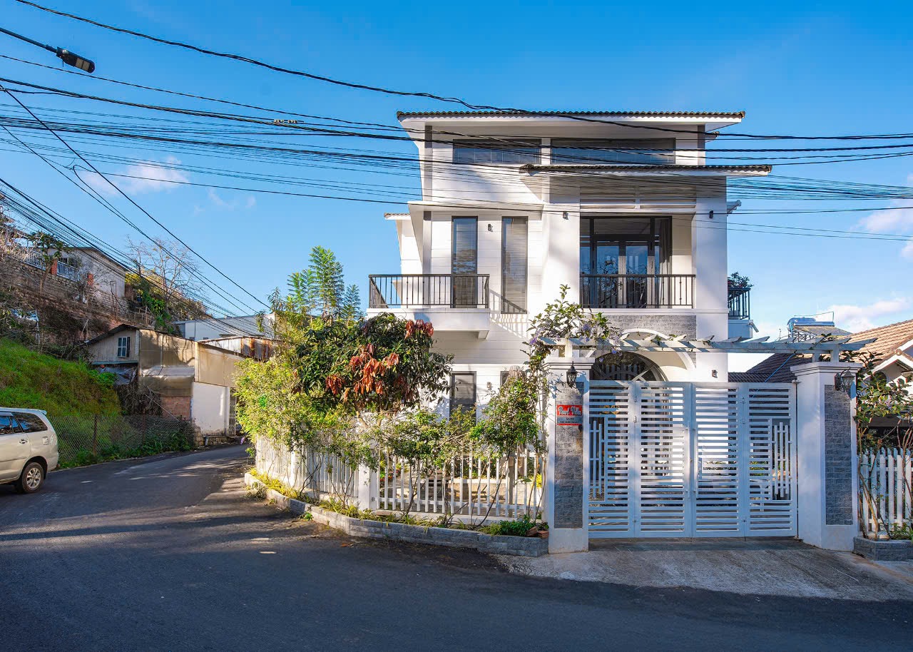 Vila Đà Lạt sân vườn Khe Sanh - thuê villa đà lạt