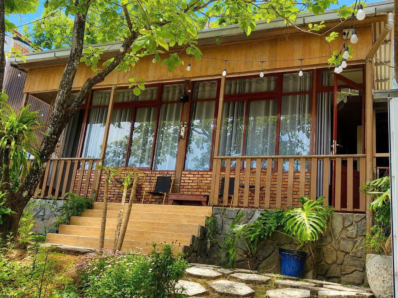 Chiếc Home Đà Lạt View Đồi Thông - thuê homestay đà lạt