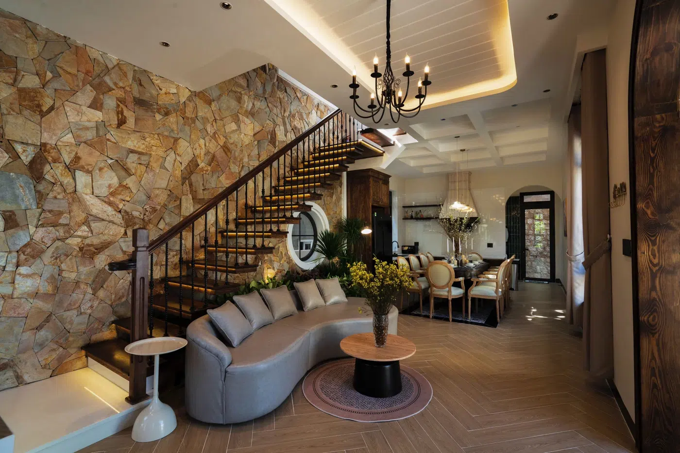 🌸  VILLA máy lạnh, sân vườn ngay trung tâm Đà Lạt - thuê villa đà lạt ảnh 3