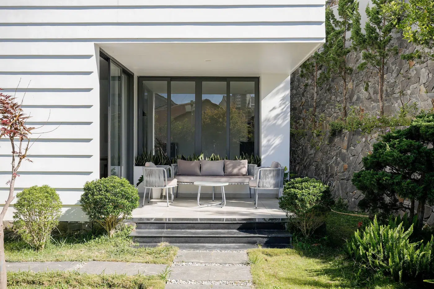 Villa sân vườn Đà Lạt ngay trung tâm - thuê villa đà lạt ảnh 2